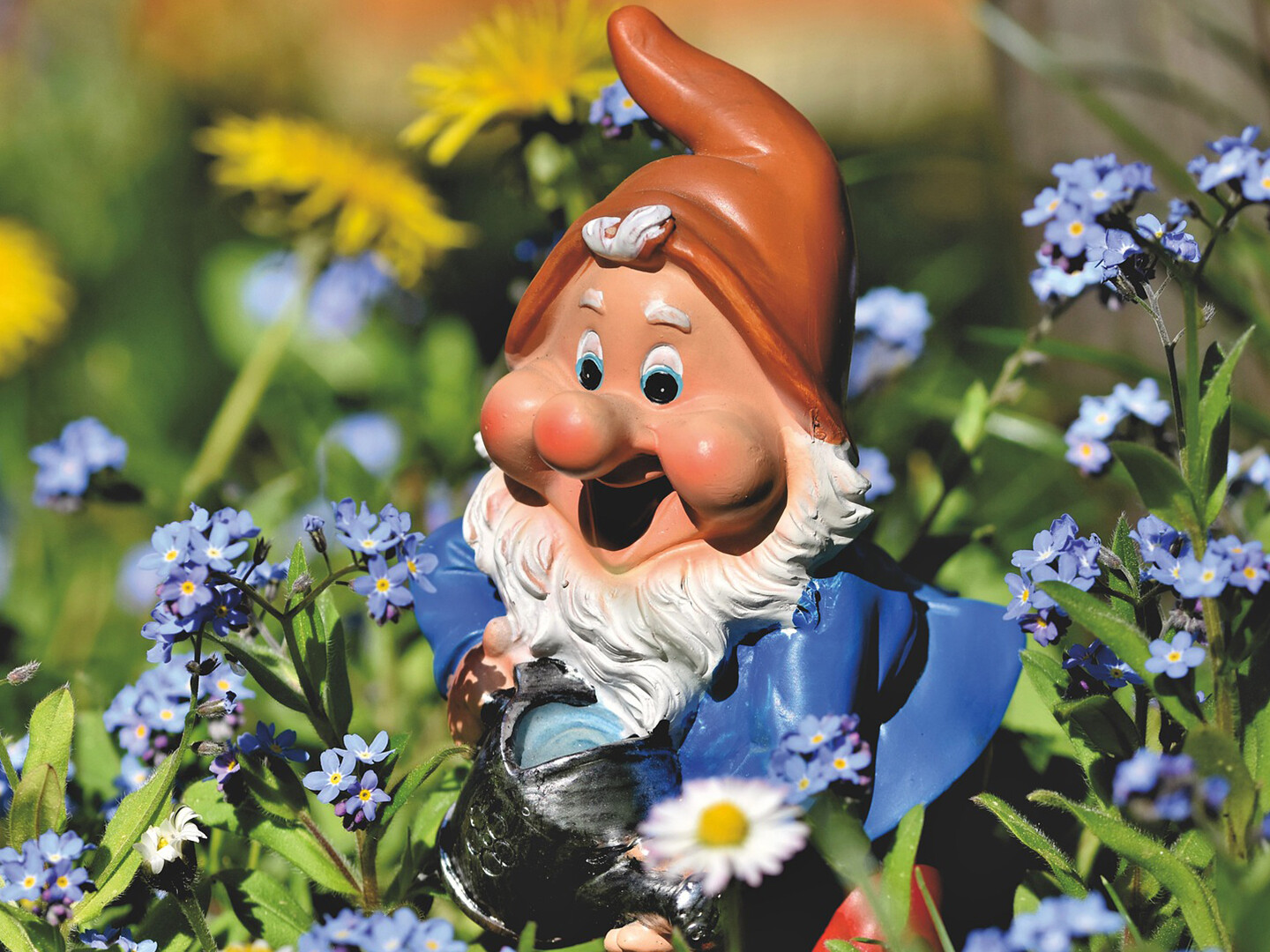 nani da giardino, nano da giardino, gnomo da giardino , gnomi da giardino, nenetti da giardino, nanetto da giardino, statue da giardino, s+ornamenti da giardino, giardinaggio Bergamo, Rota Commerciale Bergamo