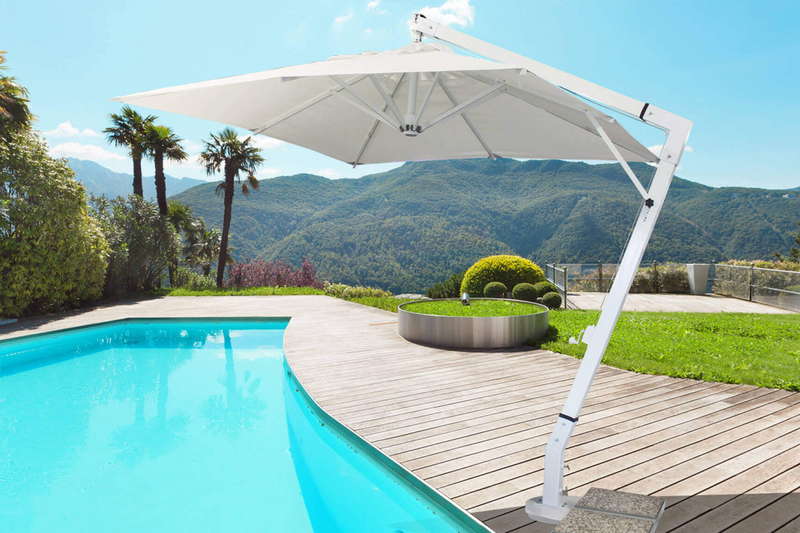 come creare la perfetta zona d'ombra nel tuo giardino, ombrelloni da giardino, gazebi, pergole climatiche, giardinaggio Bergamo, Arredo giardino Bergamo, Rota Commerciale