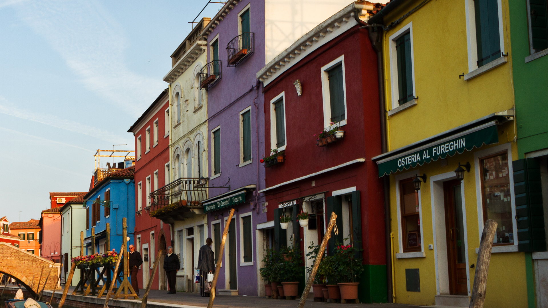 scelta del colore delle pareti esterne di casa, pitture esterno, pitture per pareti esterne, colorificio Bergamo, colore pareti esterne, Rota Commerciale Bergamo