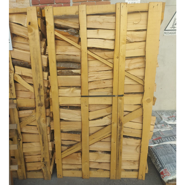 Legna, legna da ardere faggio, bancale legna da ardere faggio, legna da ardere certificata, materiali edili Bergamo, legname da ardere, sistemi di riscaldamento Bergamo, Rota Commerciale Bergamo