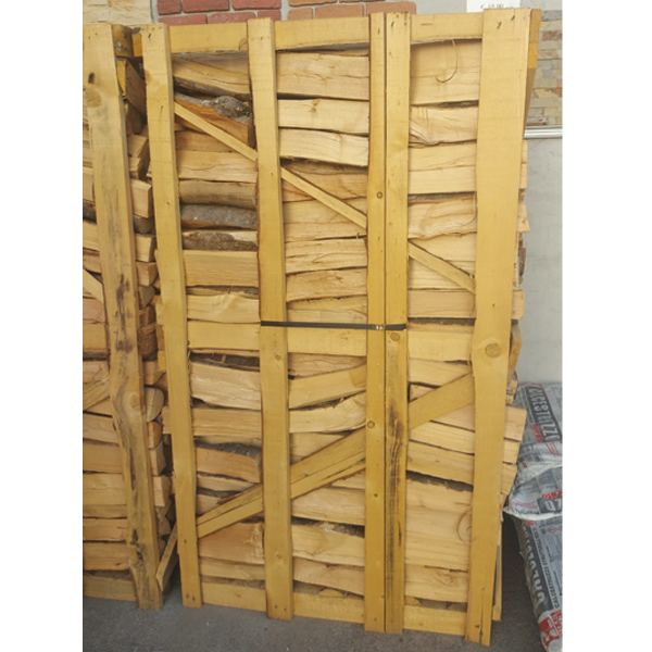 Legna, legna da ardere faggio, bancale legna da ardere faggio, legna da ardere certificata, materiali edili Bergamo, legname da ardere, sistemi di riscaldamento Bergamo, Rota Commerciale Bergamo