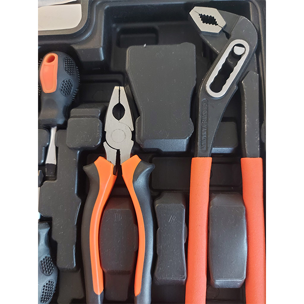 valigetta utensili, valigetta porta attrezzi, valigetta attrezzi, valigetta utensili set 56 pezzi, valigetta utensili set, utensili set, ferramenta, ferramenta Bergamo, Rota Commerciale Bergamo