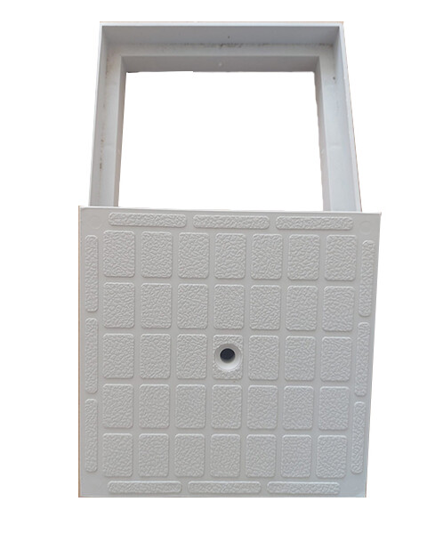 chiusino in plastica, chiusino in pvc, chiusini in pvc, tombini in plastica, chisuini per pozzetti in plastica, materiali edili Bergamo, Rota Commerciale Bergamo