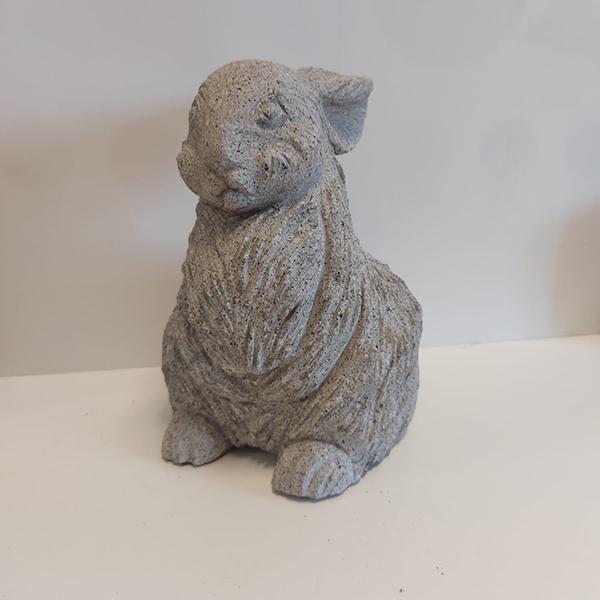 animali in pietra, statue in pietra animali, statue da giardino in pietra, statuette da giardino in pietra, giardinaggio, giardinaggio Bergamo, coniglio in pietra