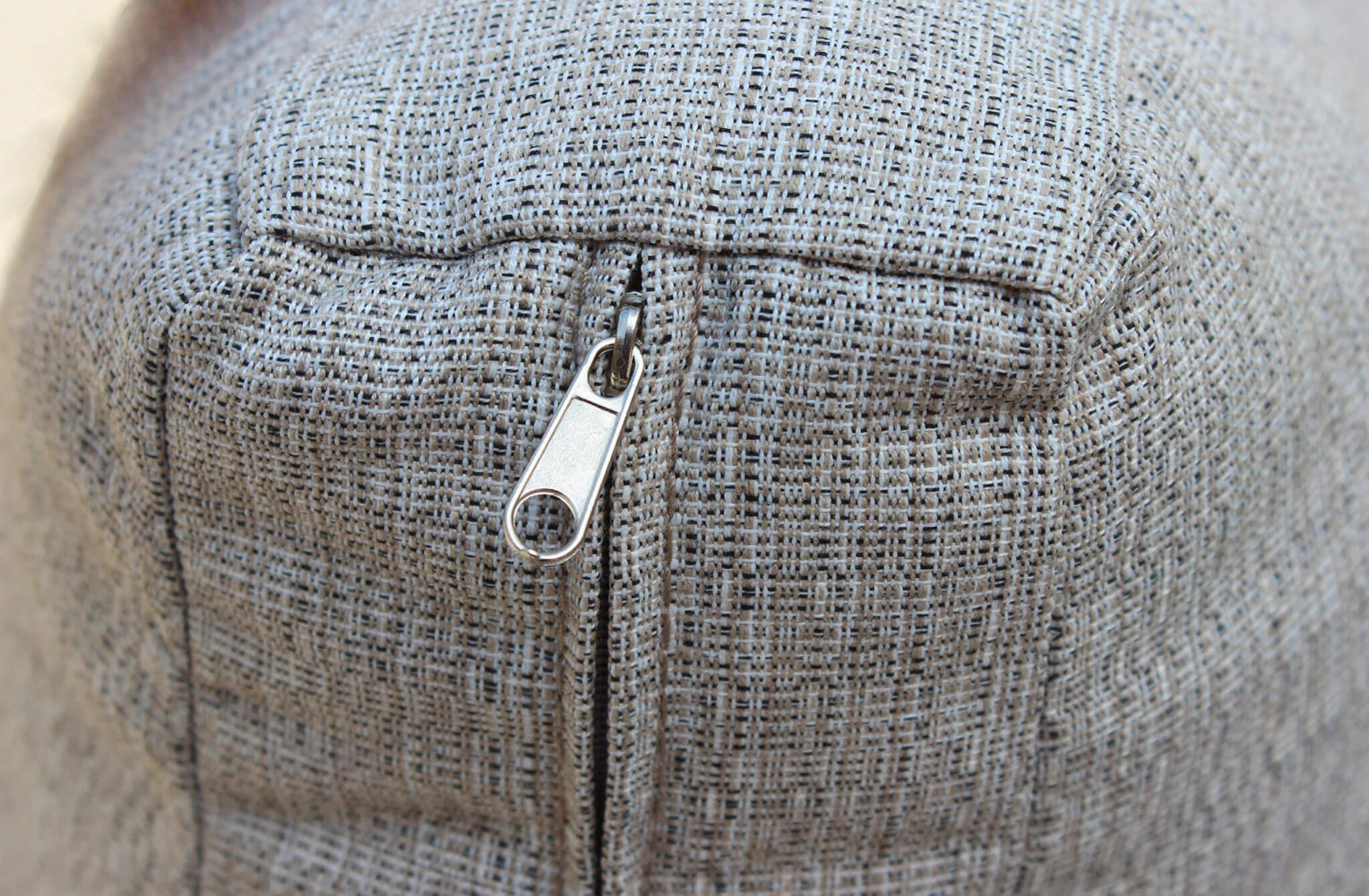 salotto giardino bianco, salotto per giardino bianco, salotto da giardino bianco, salotto da esterno , salotto giardino, salotto da esterno bianco, salotto esterno, salotto esterno grande, salotto giardino grande, salotto giardino bianco grande, arredo giardino, giardinaggio, arredo giardino Bergamo, giardinaggio Bergamo, Rota Commerciale Bergamo