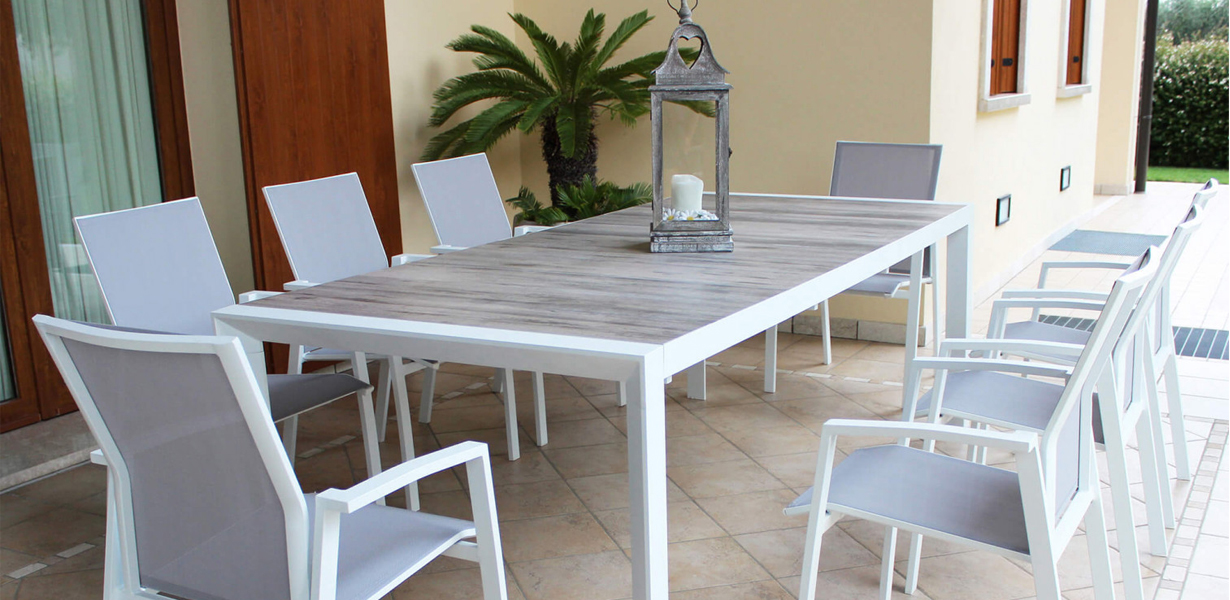 tavolo giardino allungabile Newport tavolo esterno, tavoli in gres effetto legno allungabile, arredo giardino Bergamo, Giardinaggio Bergamo, Rota commerciale Bergamo