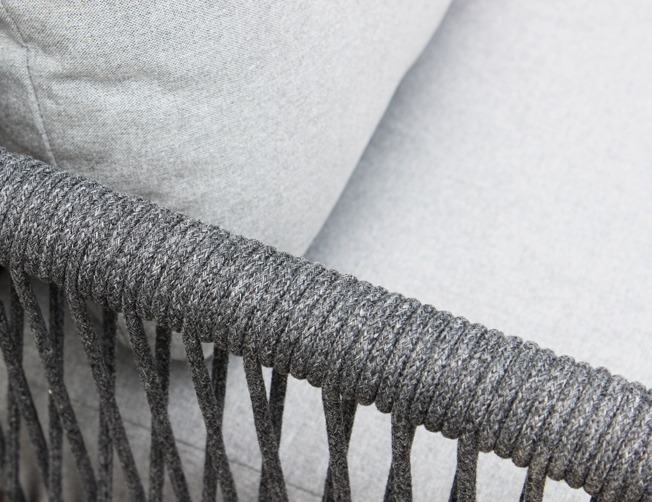 SALOTTO PER ESTERNO IN CORDA MADRID, salotto per esterno in corda, salotto per esterno, salotto giardino, salotto da giardino, salotto da esterno, arredo giardino Bergamo, giardinaggio Bergamo, Rota Commerciale Bergamo